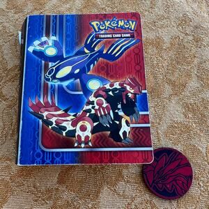 Pokémon Card Holder and Coin: 2014